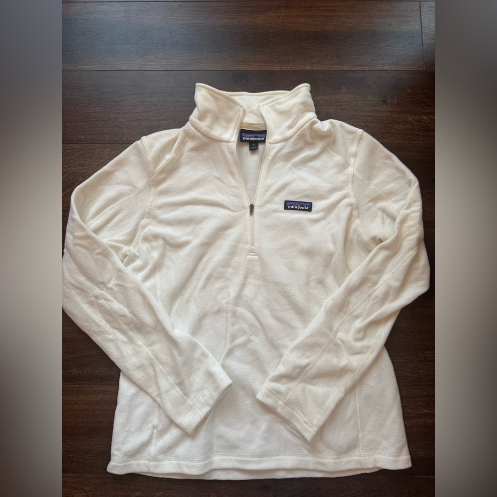 Women’s White Patagonia Pullover Size Medium